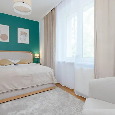 Atmospheric In A Area Pet-friendly By Renters شقة